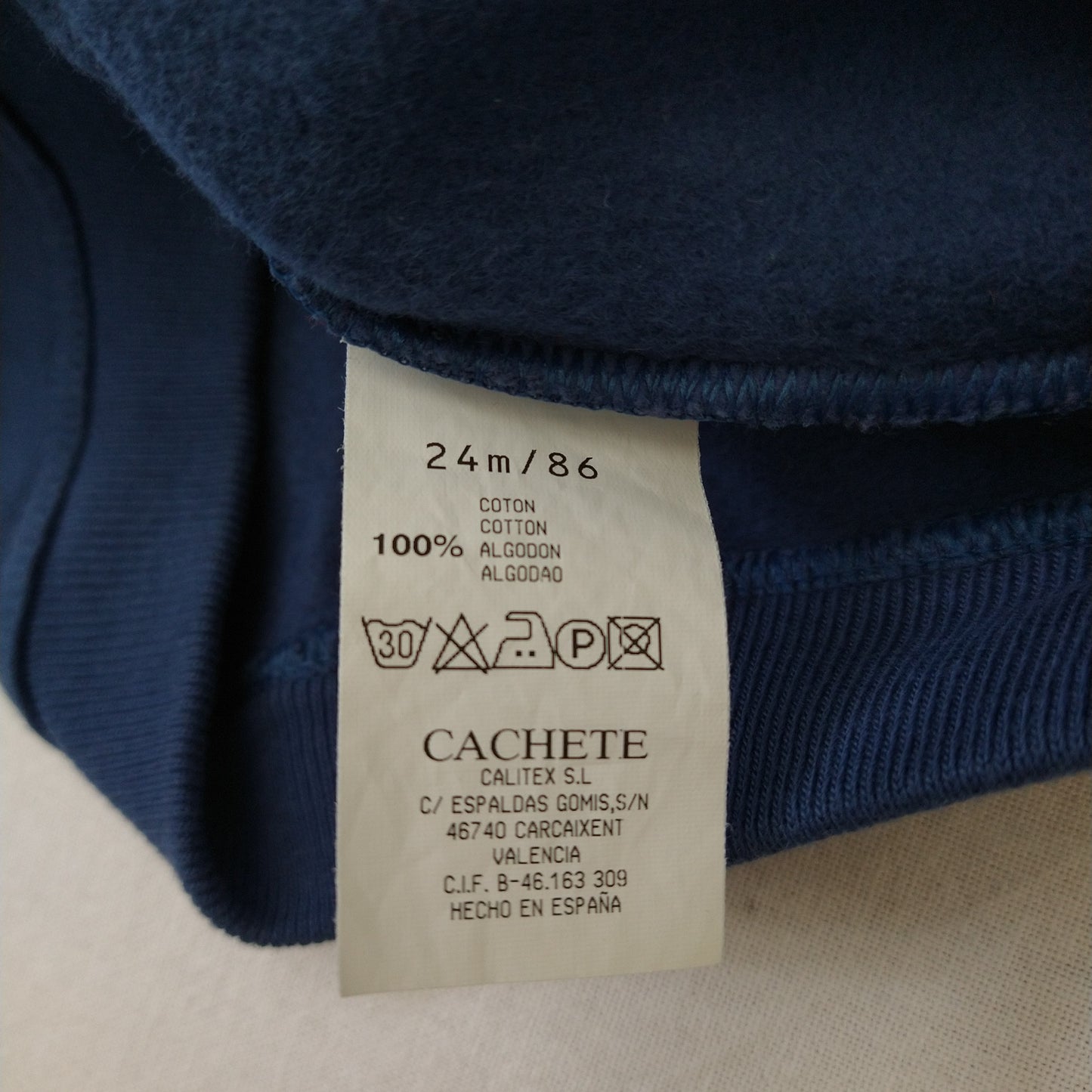 El Corte Ingles pullover sweatshirt- 2 yrs