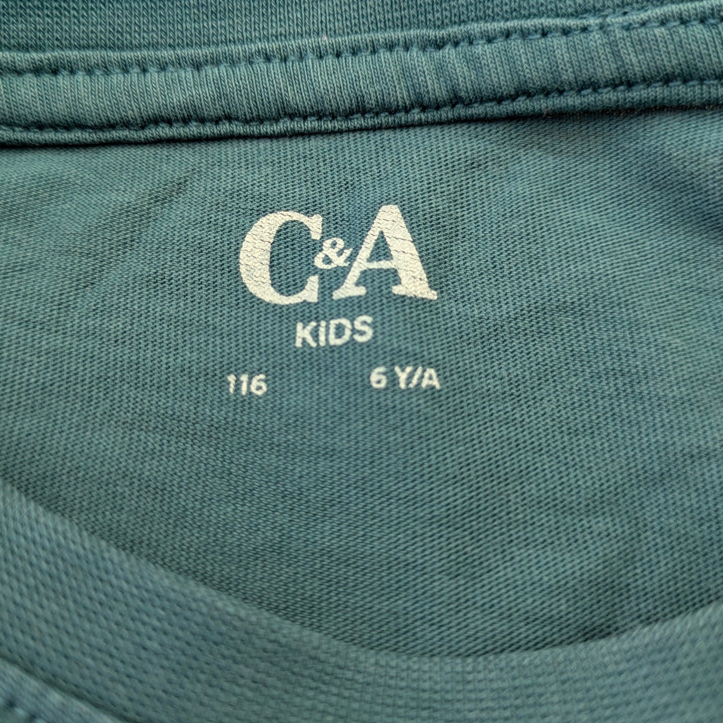 C&A green shirt - 6 yrs / 116 cm