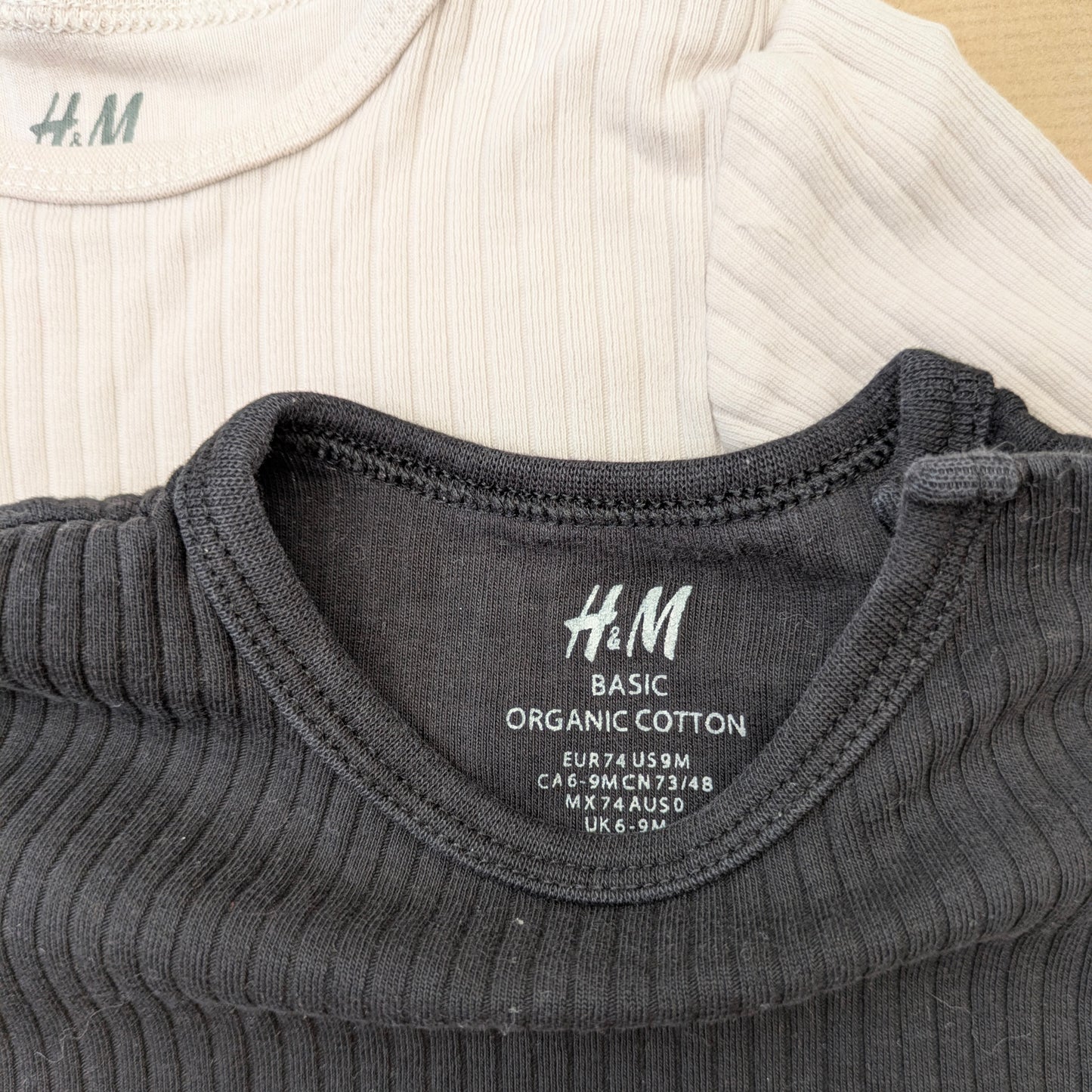 H&M onesies - set of 2 - 9-12 mo