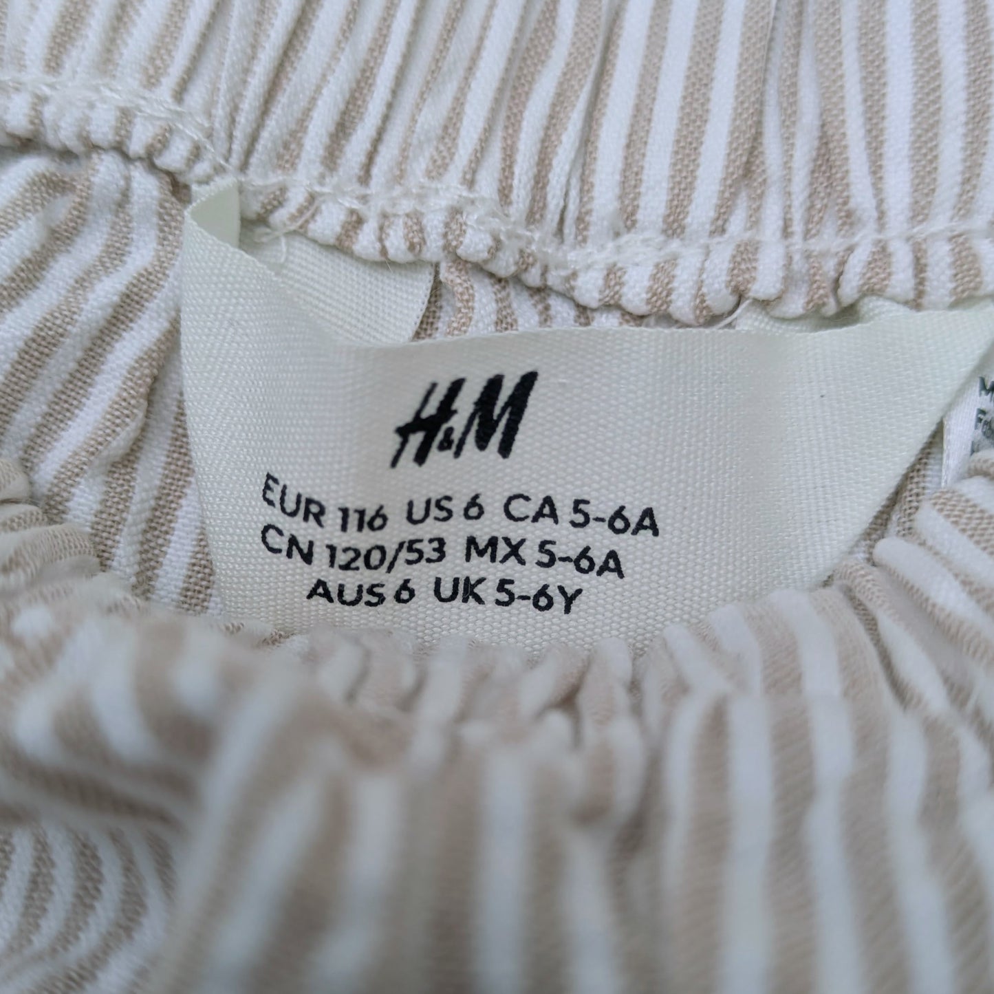 H&M striped shorts - 6 yrs / 116 cm