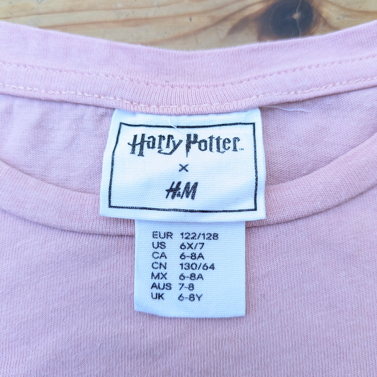 H&M Harry Potter shirt - 6 yrs / 122-128
