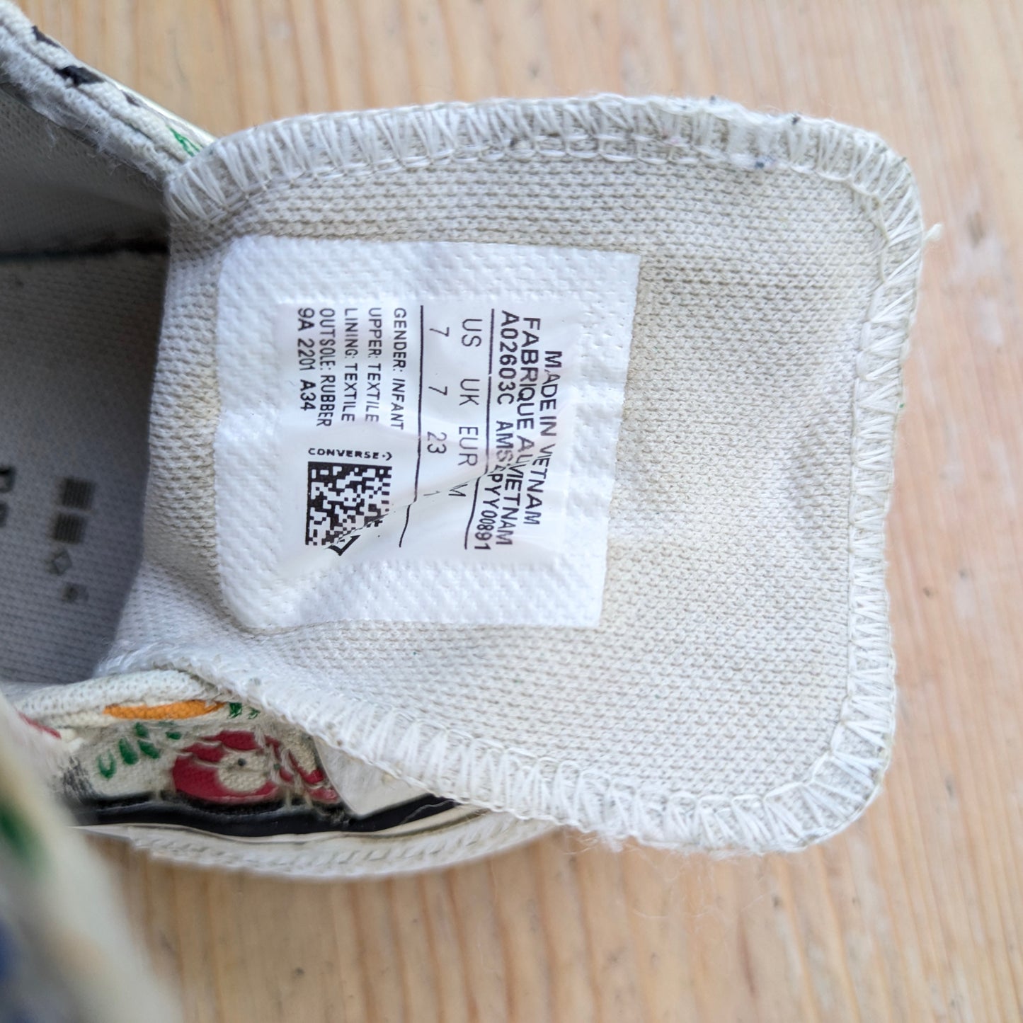 Converse shoes - size 23