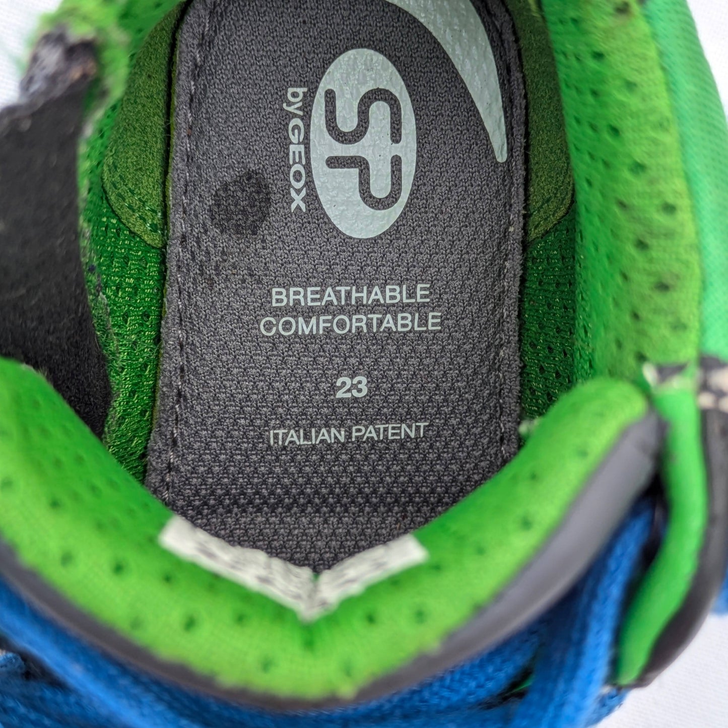 Geox shoes - size 23