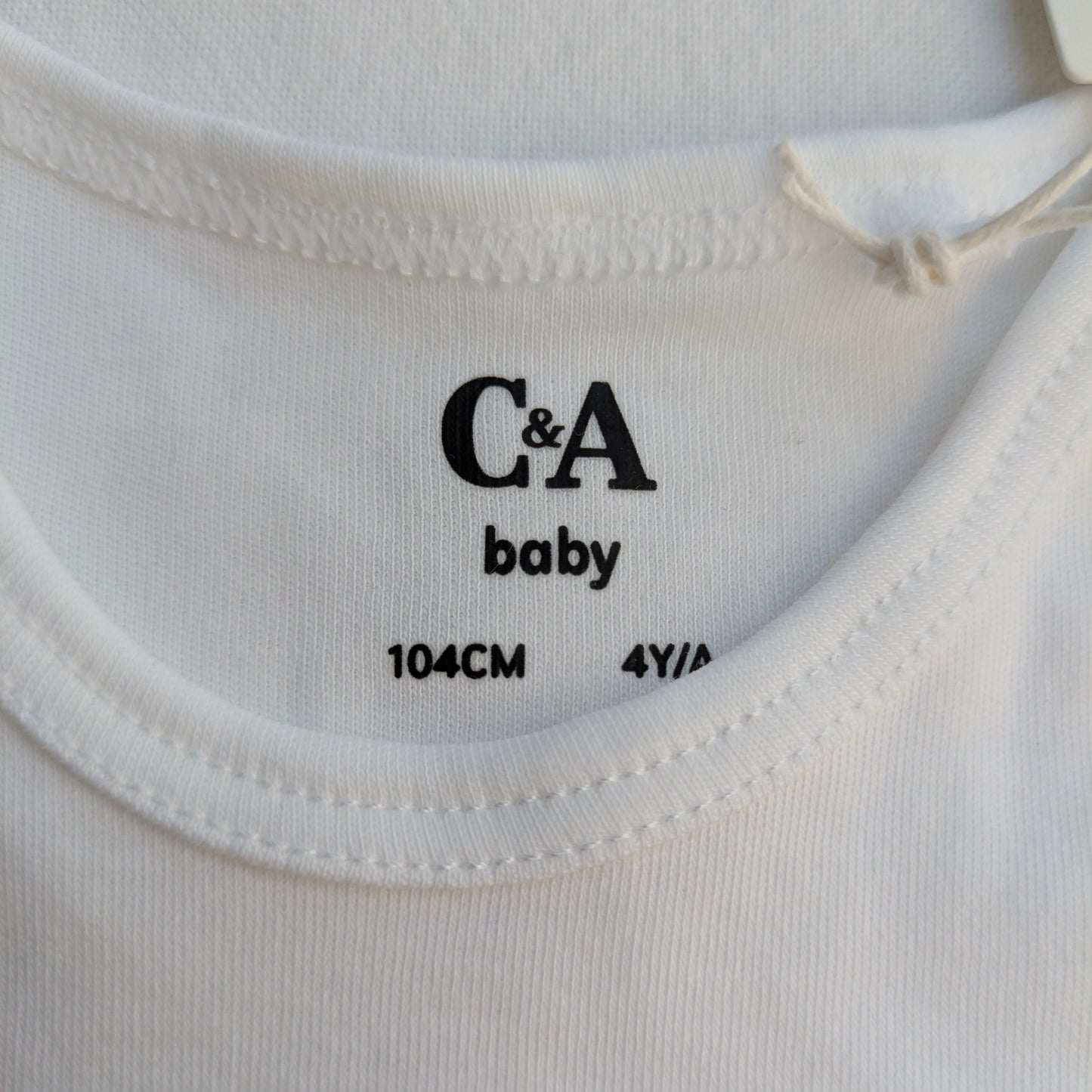 C&A onesie - 4 yrs