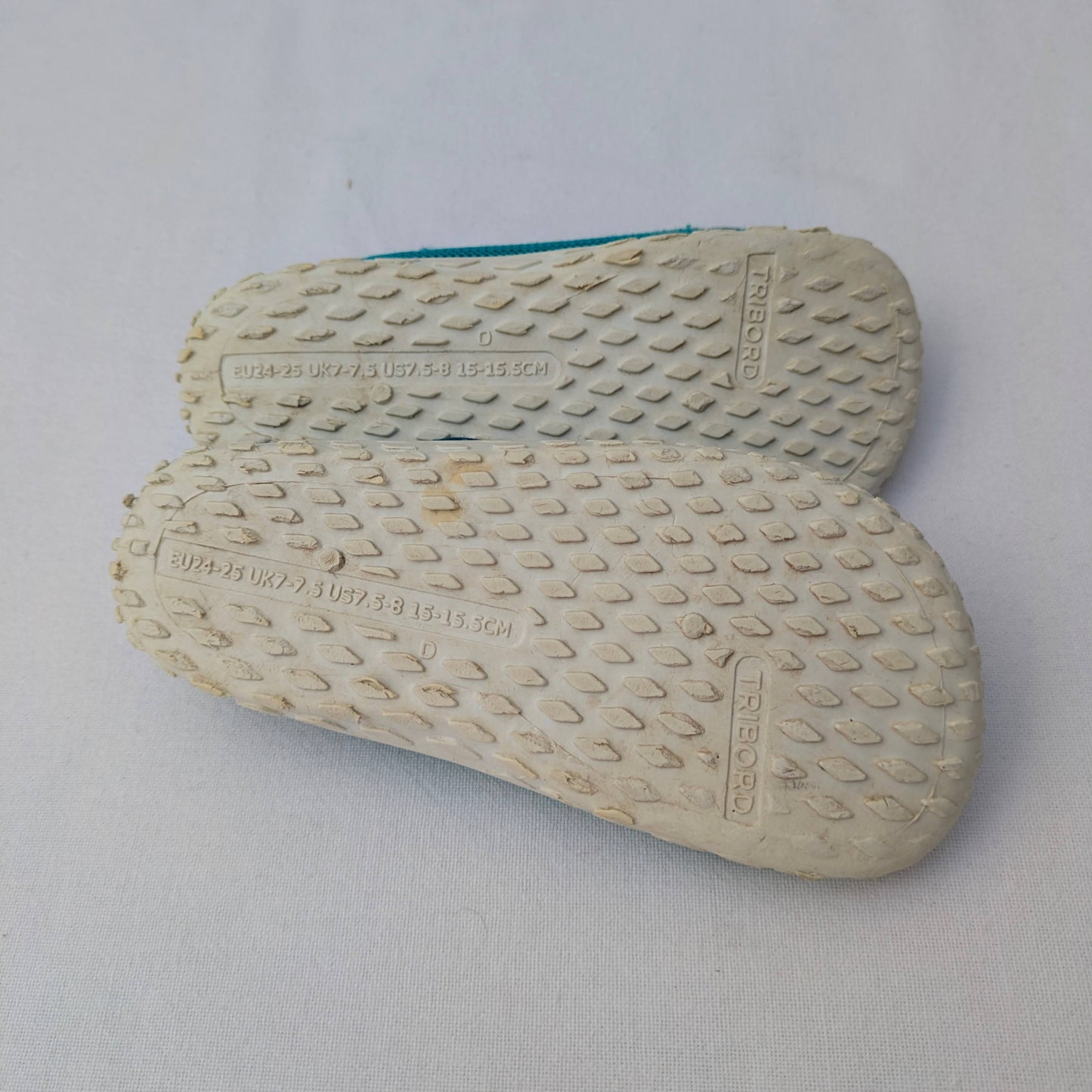 Nabaji water shoes size 24/25