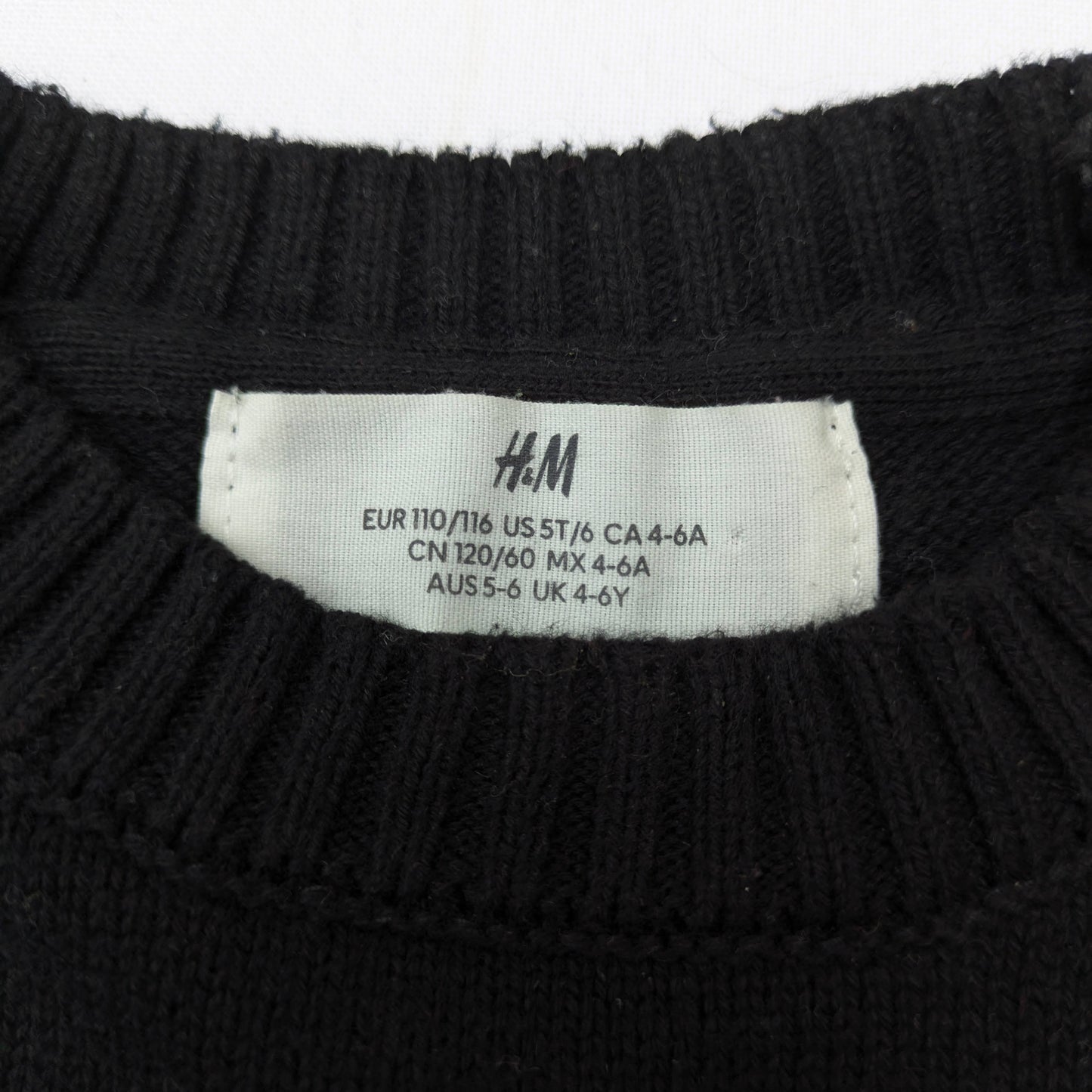 H&M sweater - 5 years