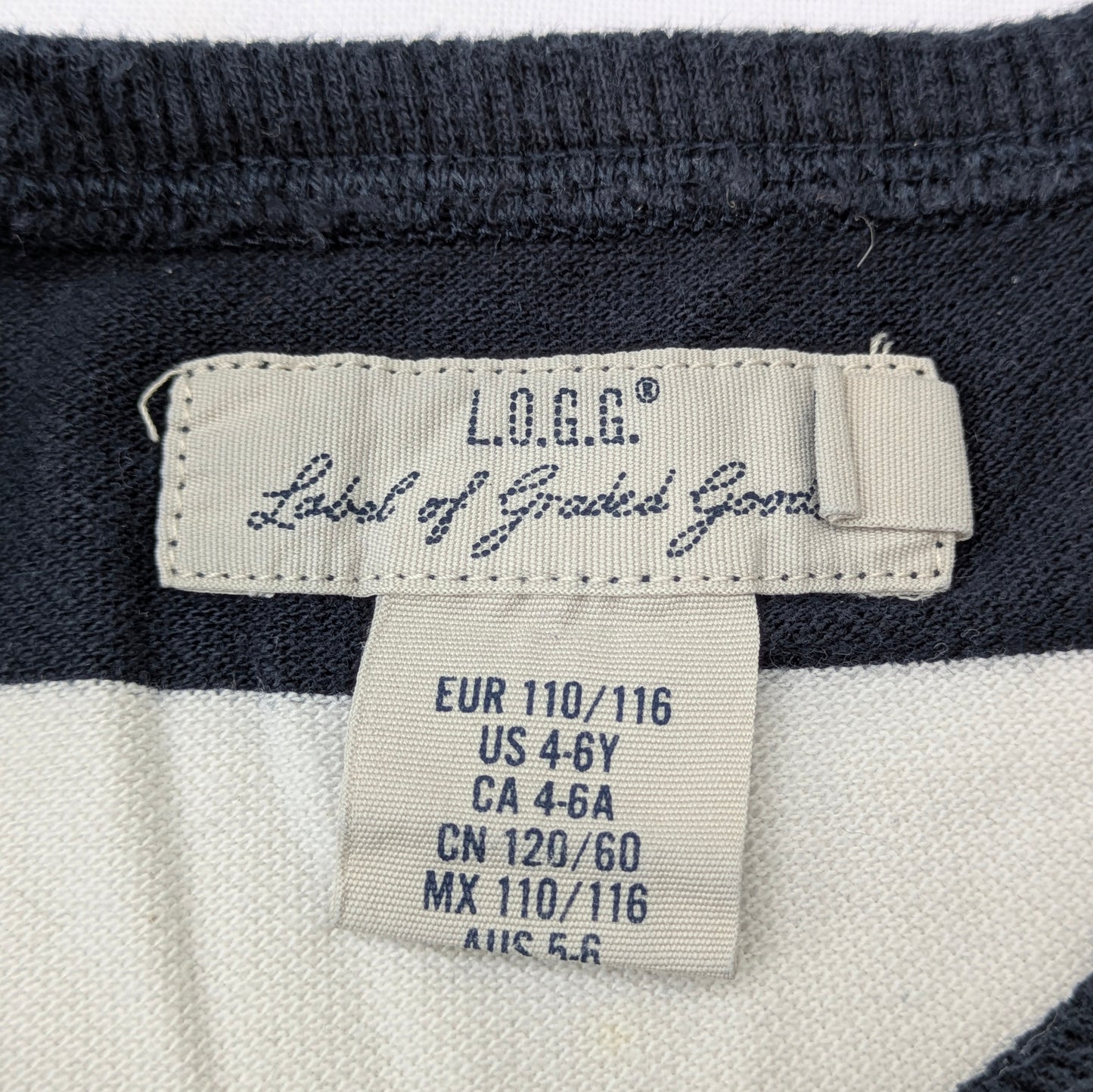 H&M sweater - 4 years