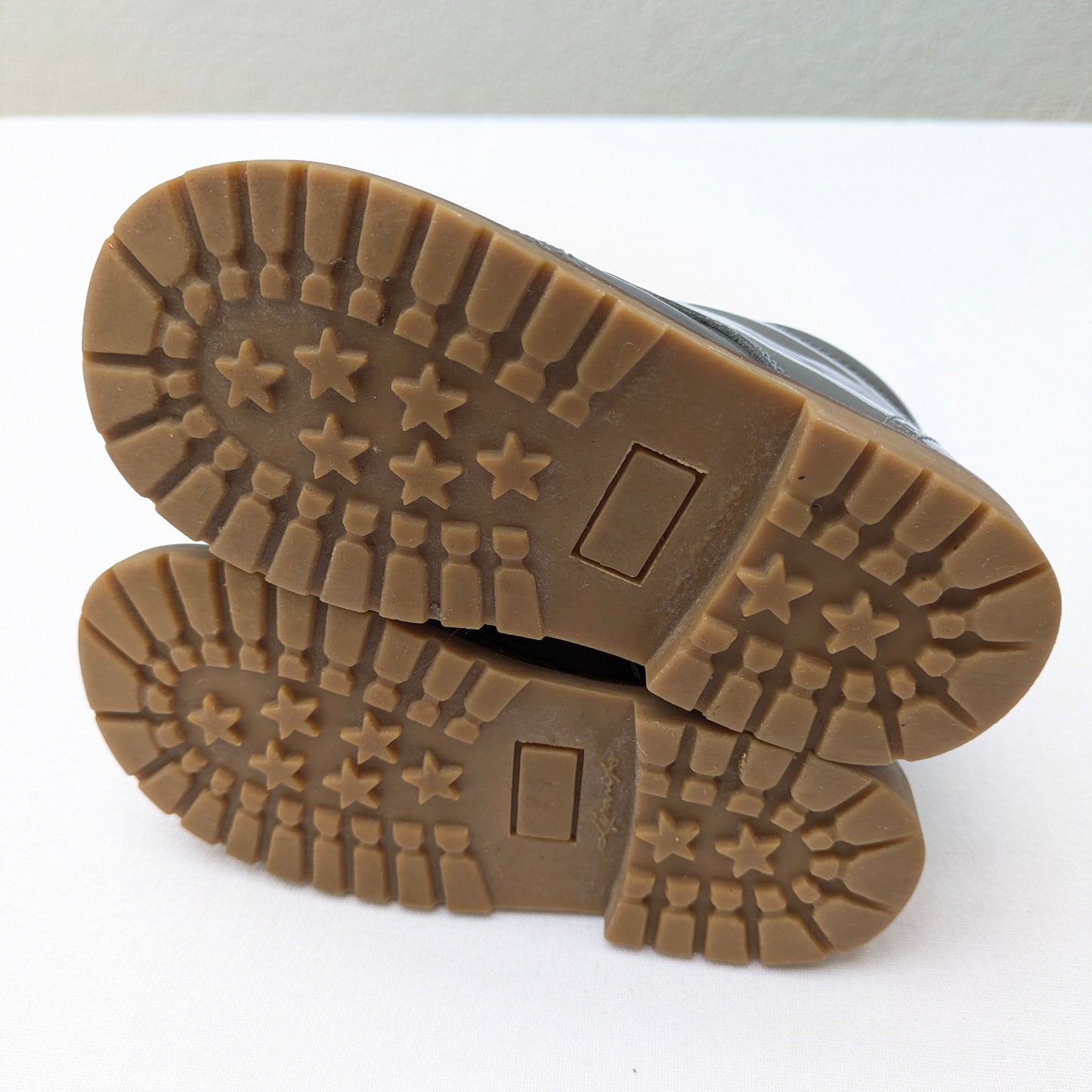 l'aranife shoes - size 24