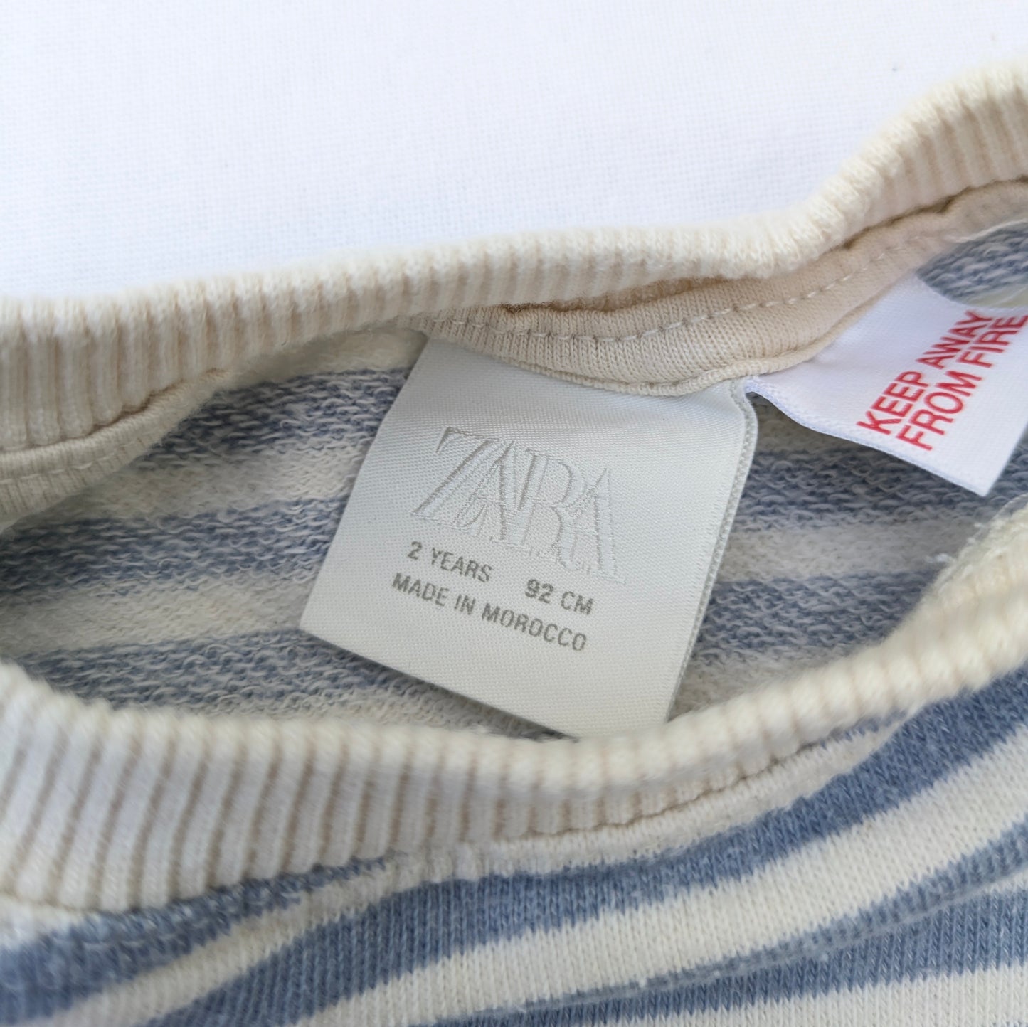 Zara sweatshirt - 2 yrs / 92cm