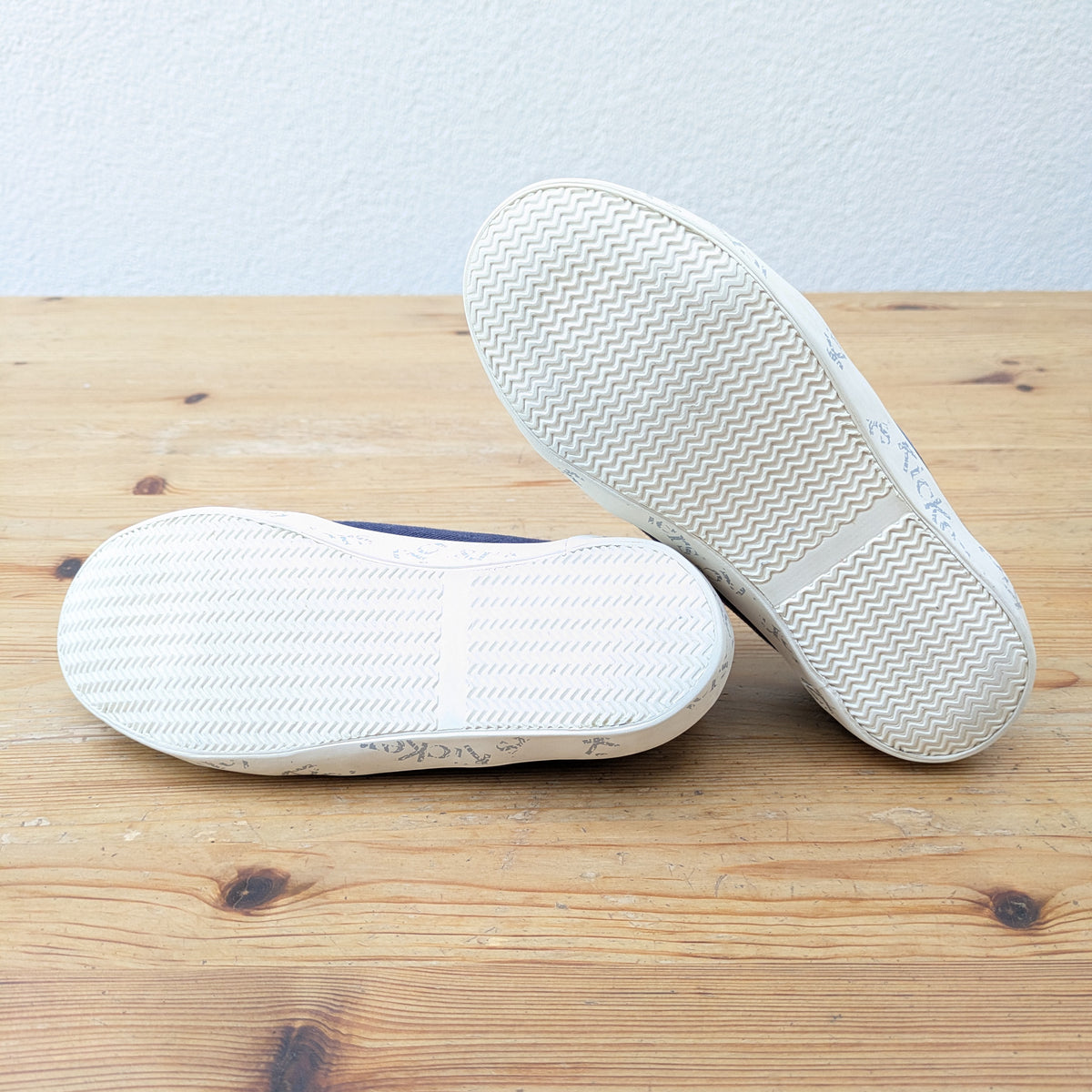 Kickers canvas shoes - size 31