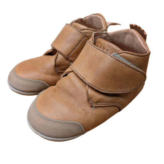 Easy Peasy Leather Shoes size 24