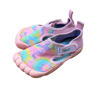 Newtz water shoes size 21/22