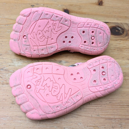 Newtz water shoes size 21/22