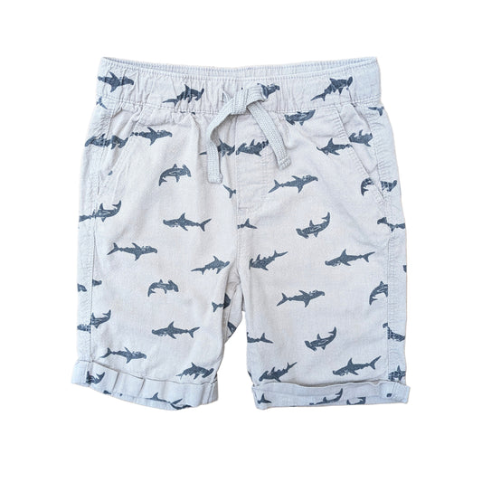 Old Navy shorts - 5yrs