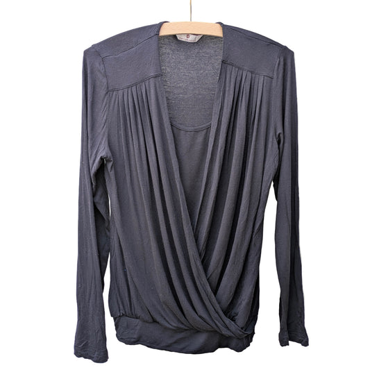 Belly Button Nursing long sleeve shirt - Size M