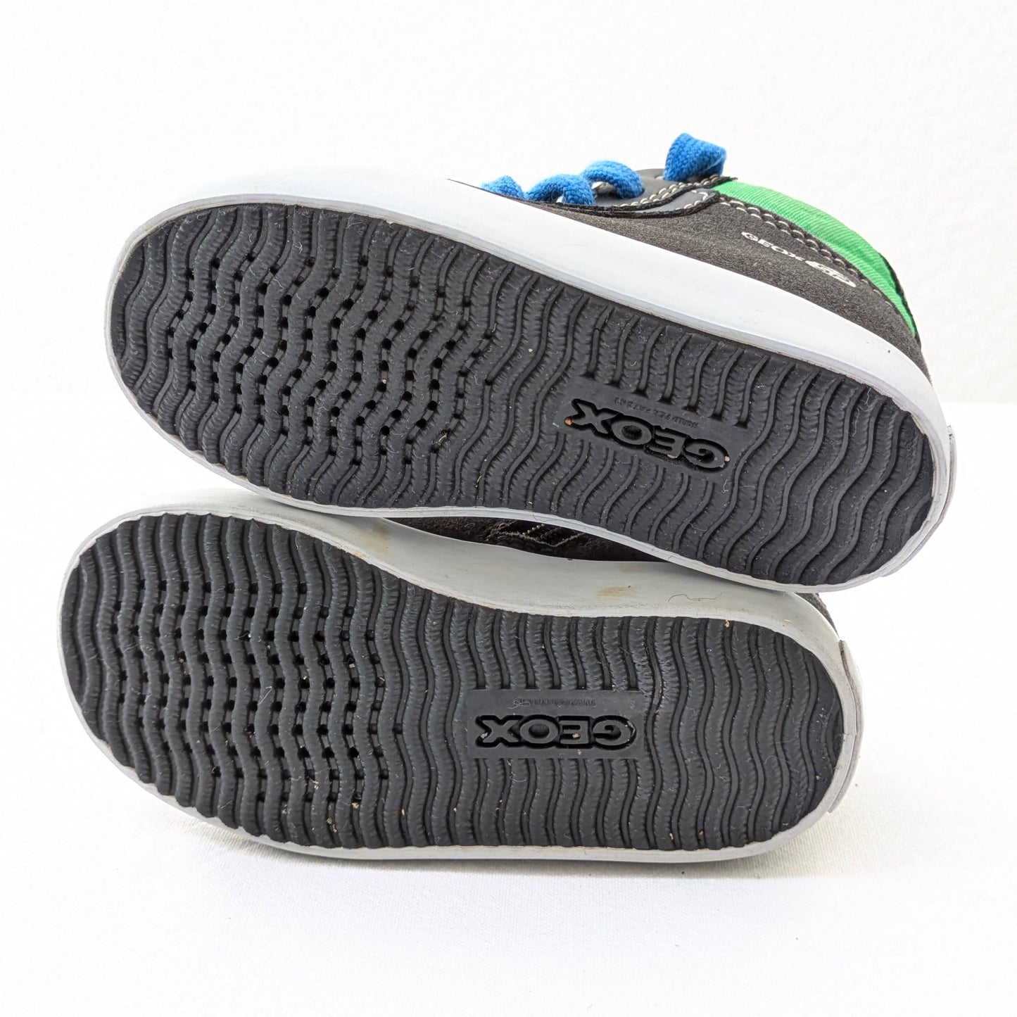 Geox shoes - size 23