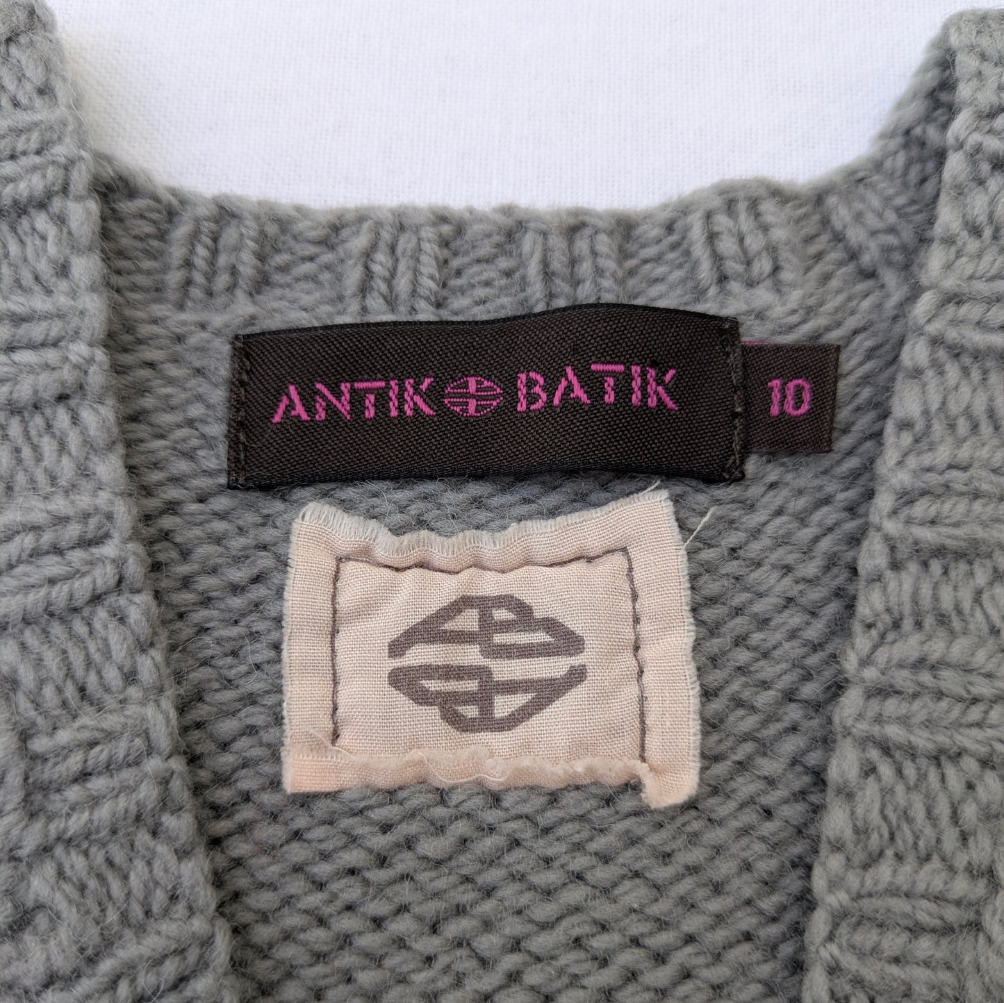 Antik Batik wool sweater vest - 10 years