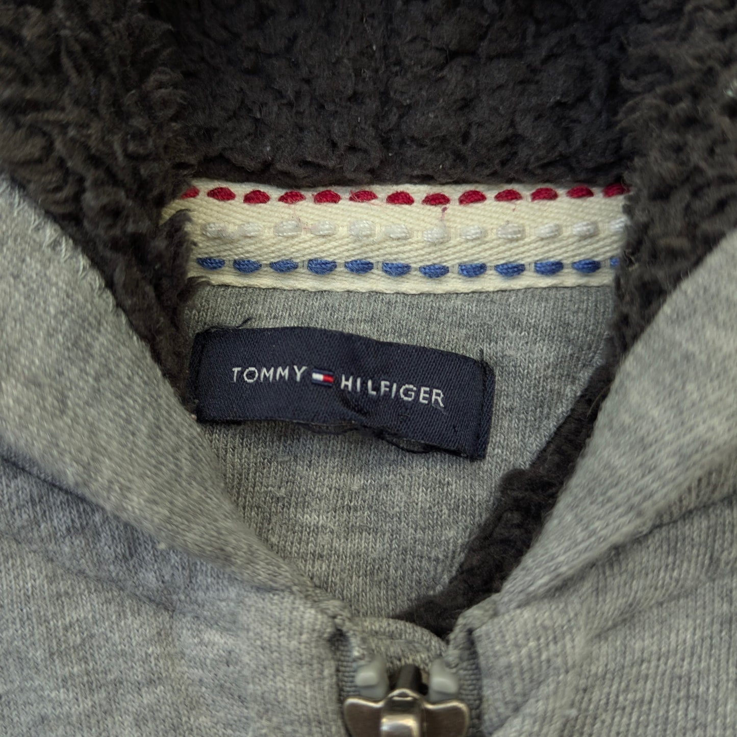 Tommy Hilfiger sweatshirt -12 mo