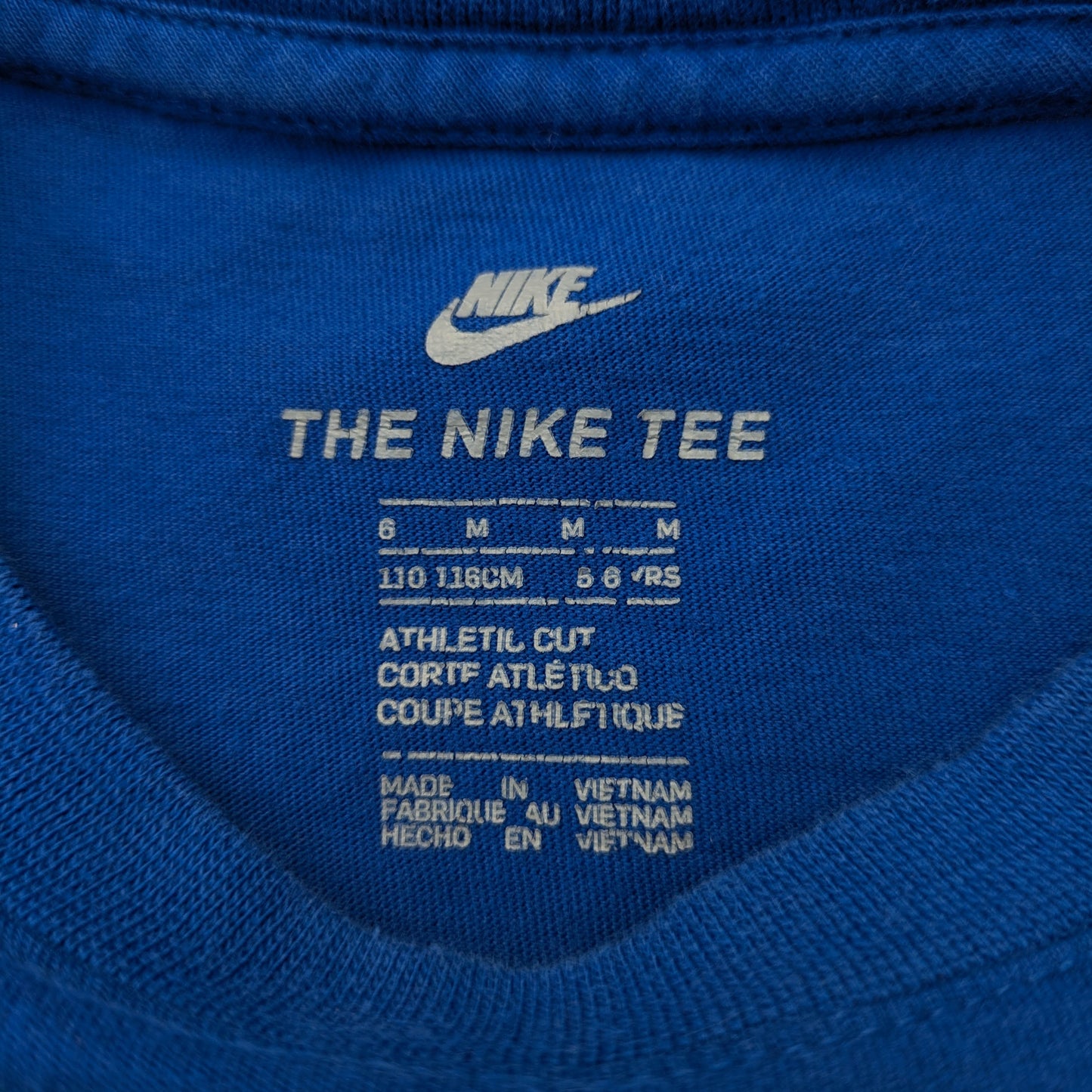 Nike t-shirt - 5-6 years
