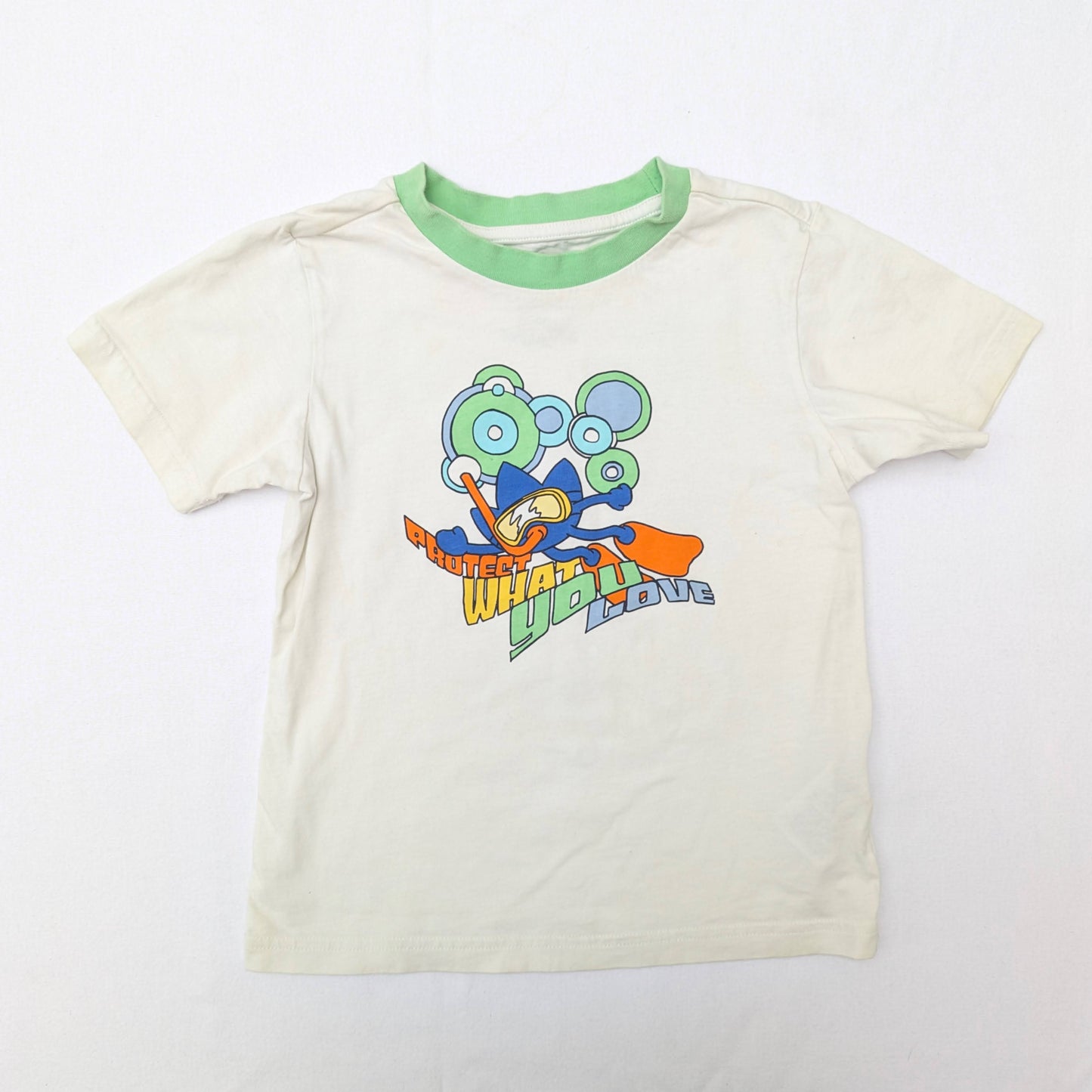 Adidas t-shirt - 5-6 years