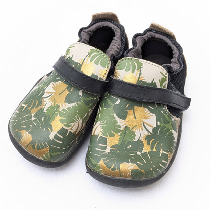 Bobux Baby Shoes size 20