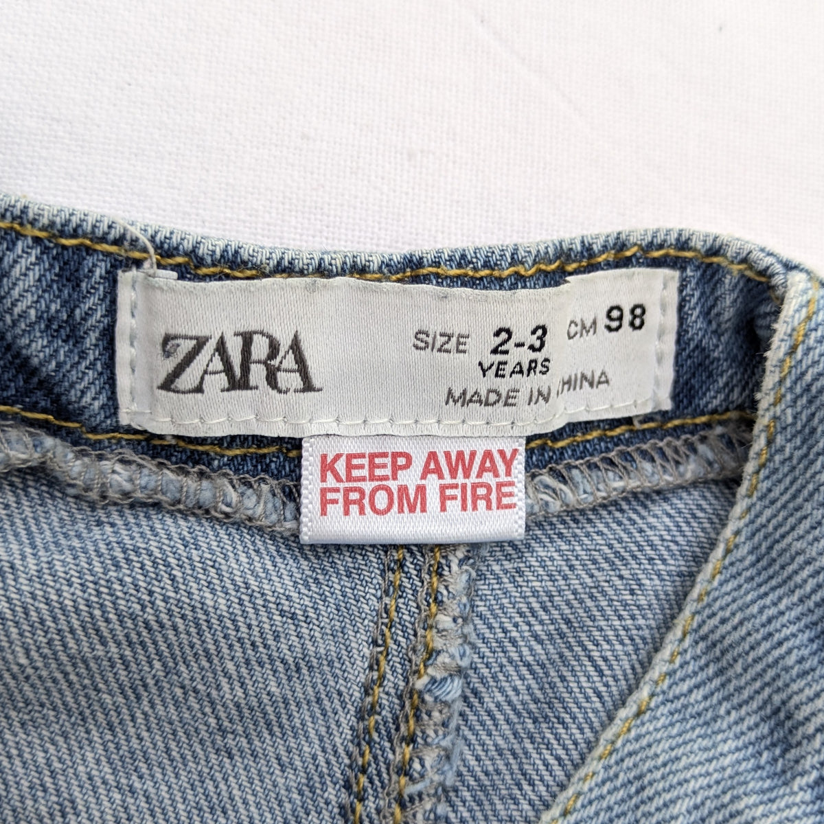 Zara jean overalls - 2-3 yrs / 98cm