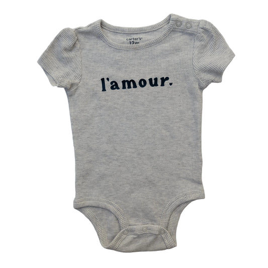Carters onesie body -12 mo