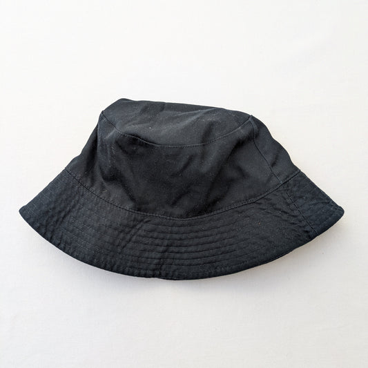 Black Bucket Hat - 8-10 yrs