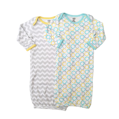 Luvable Friends nightgown set (0-6 mo)