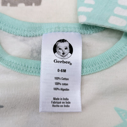 Gerber newborn nightgown set (0-6mo)