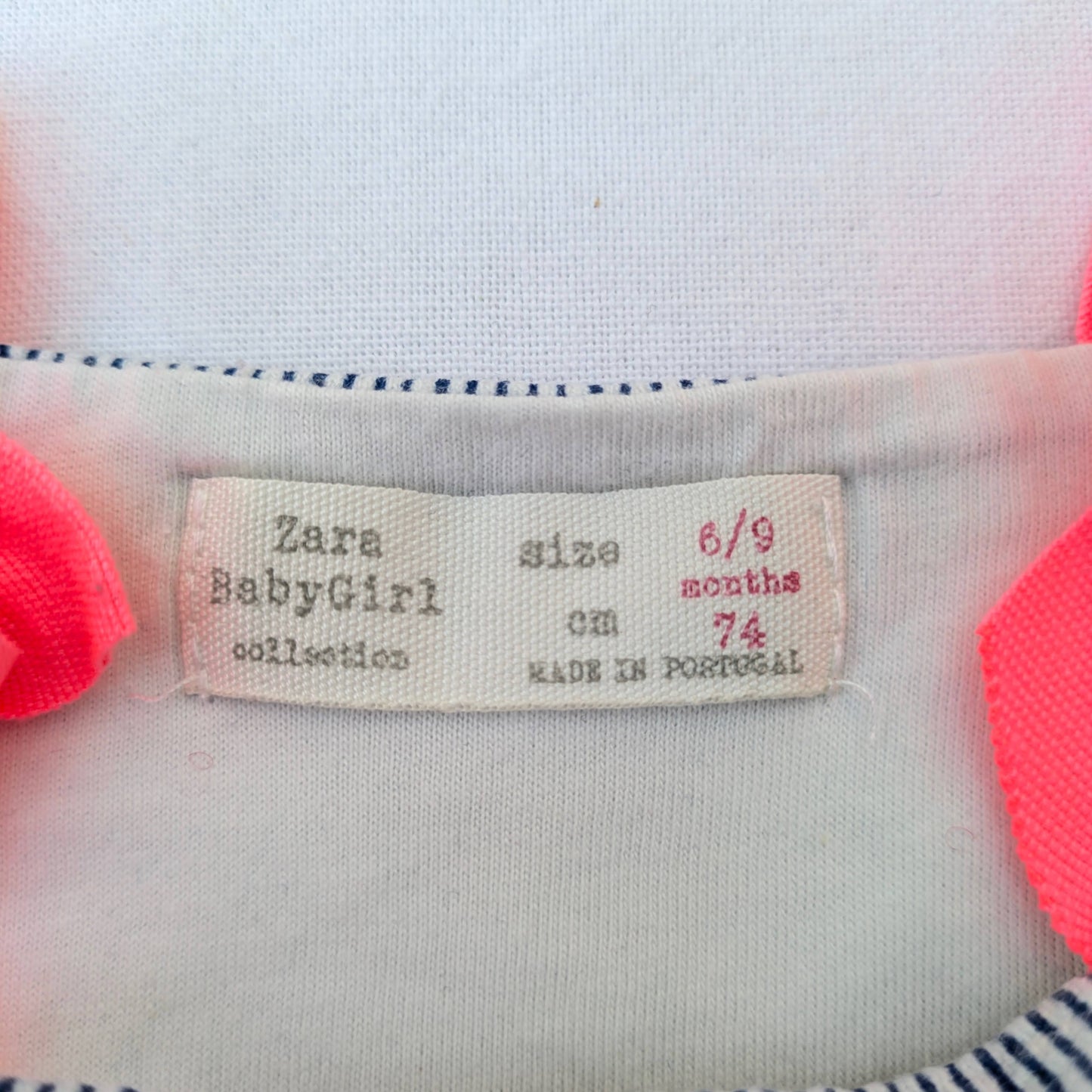 Zara gestreiftes Kleid mit Bindeband – Größe 6–9 Monate / 74 cm